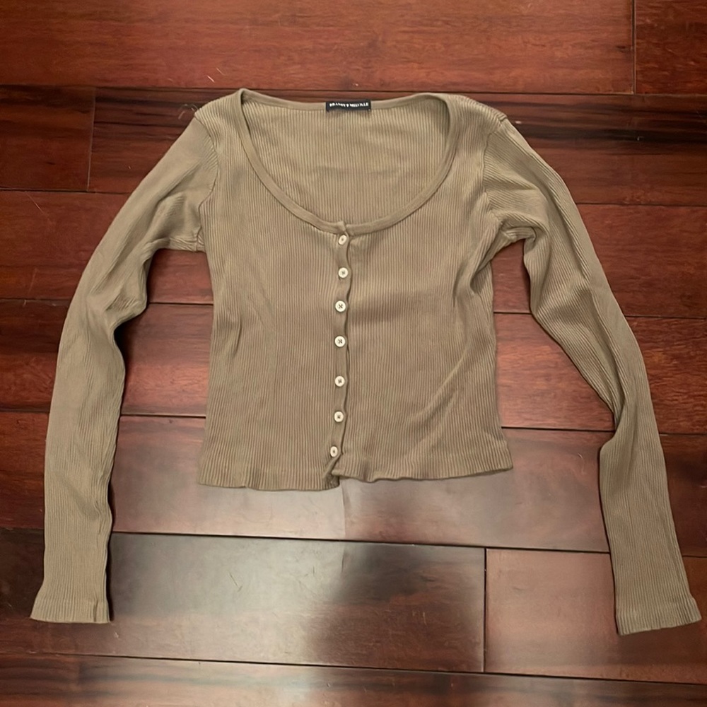 Brandy Melville top
